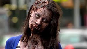 appel à textes toxic-world des éditions Walrus : femme zombie